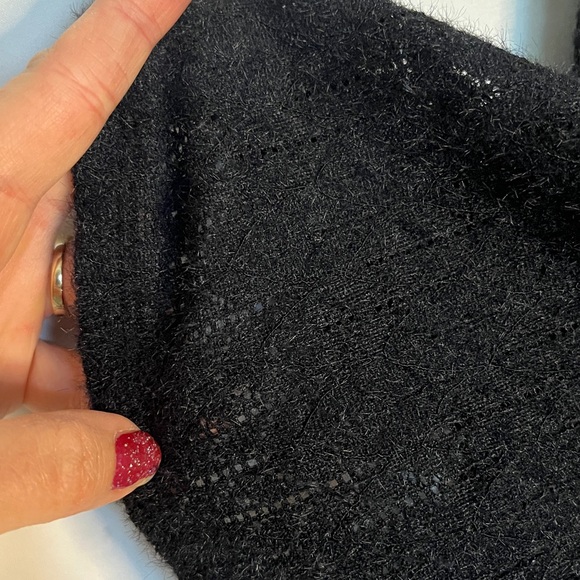 #108 Lands end Black Lightweight Nylon Sweater - Picture 6 of 6